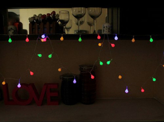 Vánoční osvětlení na stromeček LED koule barevné do sítě