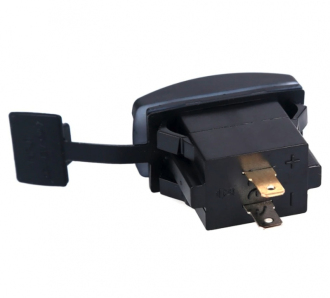 Voděodolná USB zásuvka do panelu 3,1A