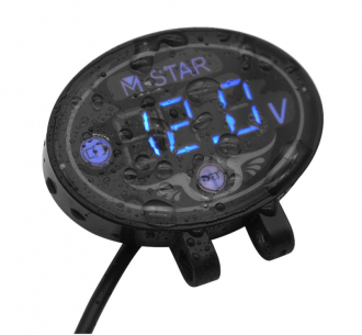 Digitální voltmetr na řídítka motorky