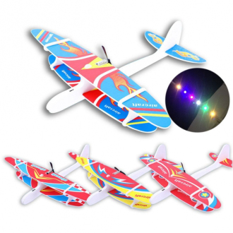 Letadlo dvouplošník poháněné motorem USB + LED
