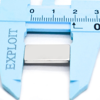 10 kusů Neodymový magnet 20 x 10 x 2 mm